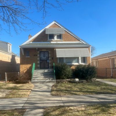 5719 S Menard Ave, Chicago, IL 60638