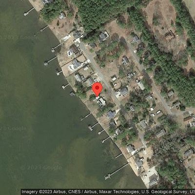 110 Shore Dr, Jarvisburg, NC 27947