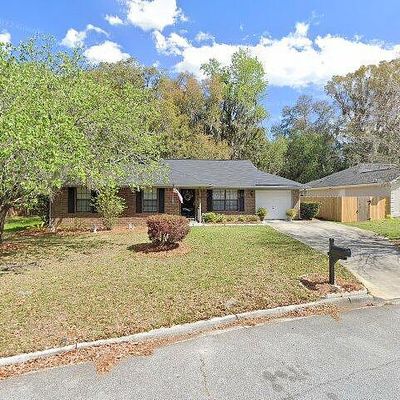 10 Candleberry Ct, Savannah, GA 31406