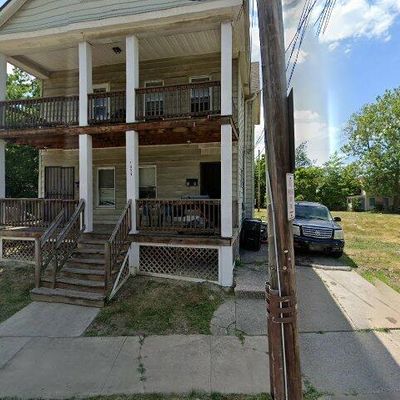 1338 Lakeview Rd, Cleveland, OH 44106