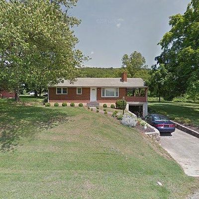 1928 Kiska Rd, Salem, VA 24153