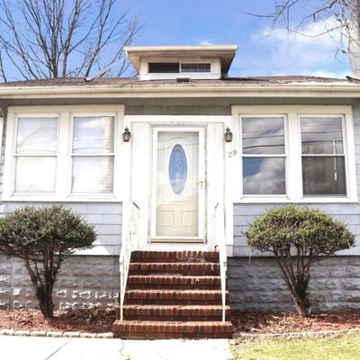 29 Ligham St, Belleville, NJ 07109