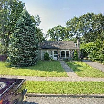 57 Ravenwood Blvd, Barnegat, NJ 08005