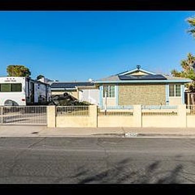 6208 Rosalita Ave, Las Vegas, NV 89108