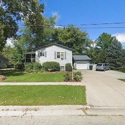 802 W Court St, Elkhorn, WI 53121