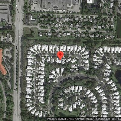 8702 Wakefield Dr, Palm Beach Gardens, FL 33410