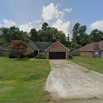 10016 Petersburg Dr, Denham Springs, LA 70706