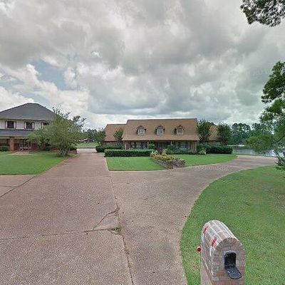 105 Deviney Cv, Byram, MS 39272