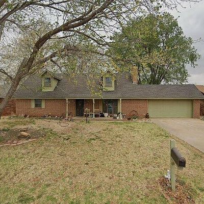 115 Mitchell Dr, Elk City, OK 73644