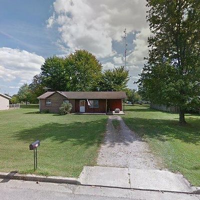 116 Wood Ln, Versailles, IN 47042