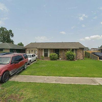 120 Southern Ct, Westwego, LA 70094