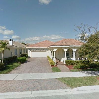 155 Via Rosina, Jupiter, FL 33458