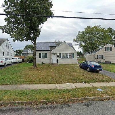 161 Trimble Blvd, Brookhaven, PA 19015