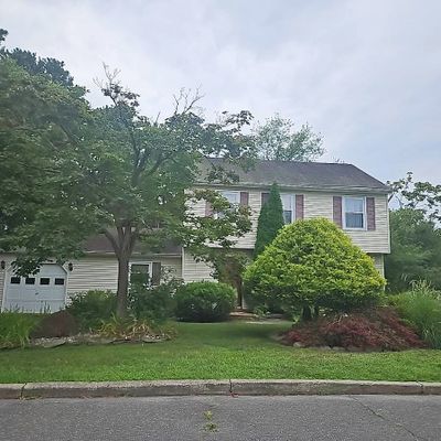 2 Troon Rd, Tinton Falls, NJ 07753