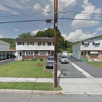 203 E Bacon St, Pottsville, PA 17901