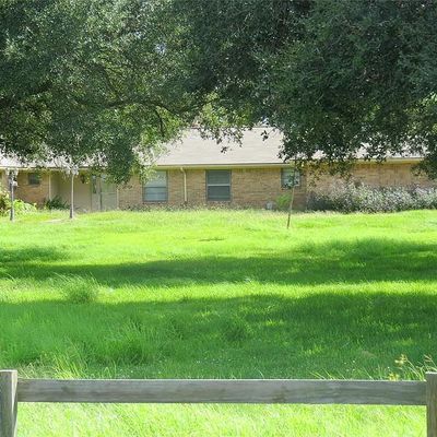 2111 County Road 428, Angleton, TX 77515