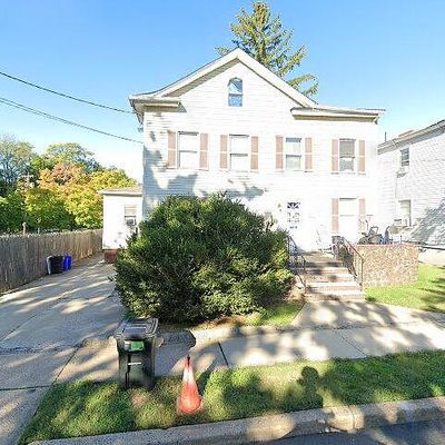 22 New St, Somerville, NJ 08876