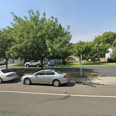 2208 Elmcrest Ln, Rancho Cordova, CA 95670