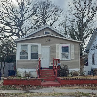 19 W Thompson Ave, Pleasantville, NJ 08232