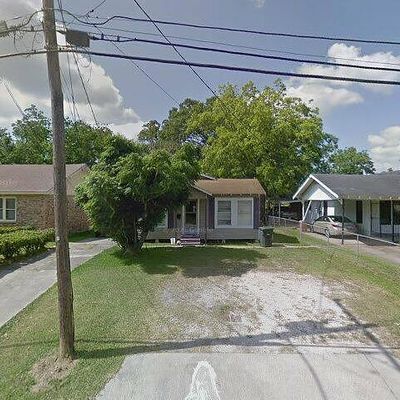 2321 Elaine St, Lake Charles, LA 70601