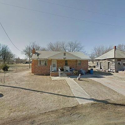 24157 Crisp Ave, Henryetta, OK 74437