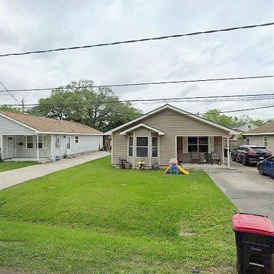 301 Alva Ave, Baytown, TX 77520