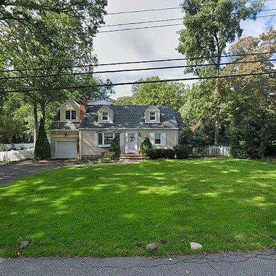 313 Voorhis Ave, Wyckoff, NJ 07481