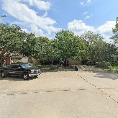 405 Ashberry Ct, League City, TX 77573