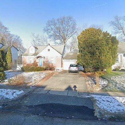 413 The Fenway, River Edge, NJ 07661