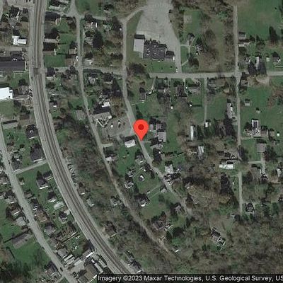 5 Th Ave, Sutersville, PA 15083