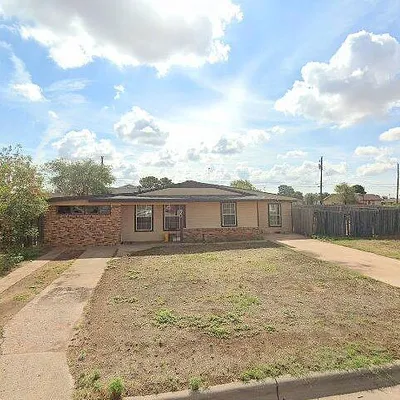 601 Spraberry Dr, Midland, TX 79703