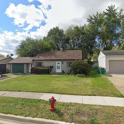 636 Lynn Ave, Romeoville, IL 60446