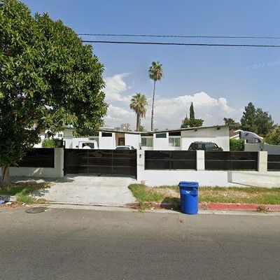 7978 Bellaire Ave, North Hollywood, CA 91605