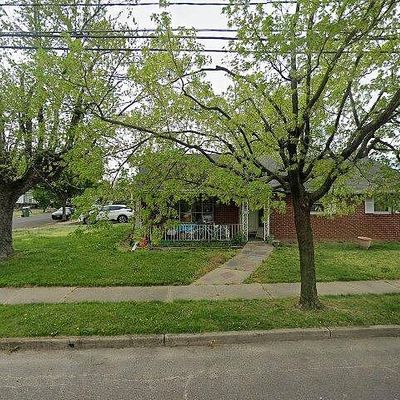 800 W 5 Th St, Palmyra, NJ 08065