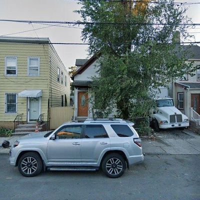 840 Martin St, Elizabeth, NJ 07201