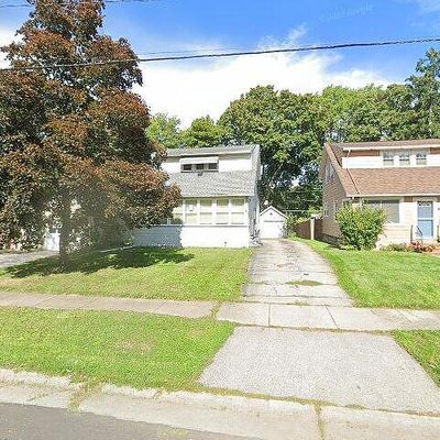 86 Falmouth St, Greece, NY 14615