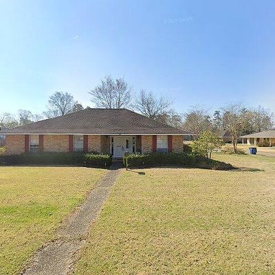 704 Dawes Dr, Denham Springs, LA 70726