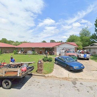 705 Buford St, Springdale, AR 72762