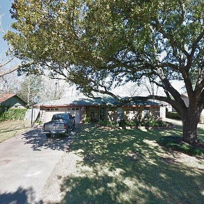 715 Frankie St, Wharton, TX 77488