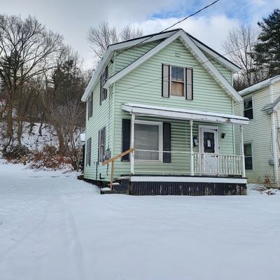 90 Railroad St, Barre, VT 05641