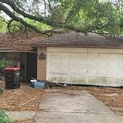 11603 Cliveden Dr, Houston, TX 77066