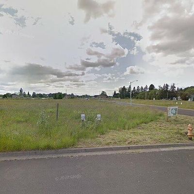 1712 Wood Duck St Ne, Silverton, OR 97381