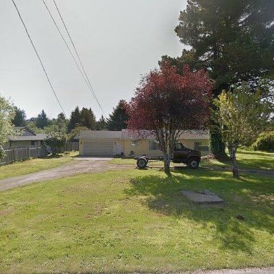 3501 Movie Ln, Crescent City, CA 95531