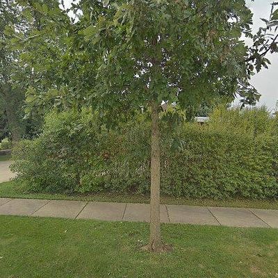 360 Erie Cir, Bloomingdale, IL 60108