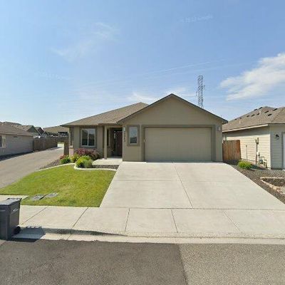 5949 W 41 St Ave, Kennewick, WA 99338