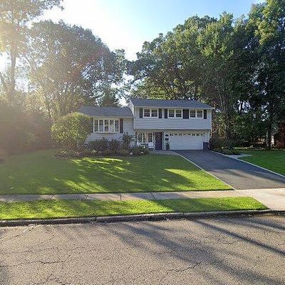 61 Smithfield Rd, Waldwick, NJ 07463