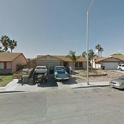 6821 Greydawn Dr, Las Vegas, NV 89108