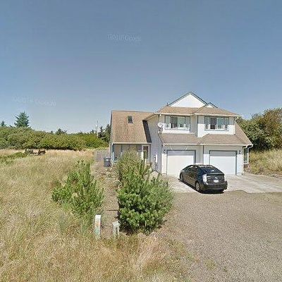 166 N Razor Clam Dr Sw, Ocean Shores, WA 98569