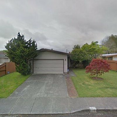 2337 Maple Ln, Eureka, CA 95501