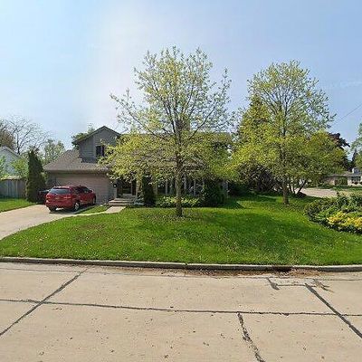 465 Dena Cir, Racine, WI 53402